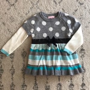 Girls’ long sleeve sweater